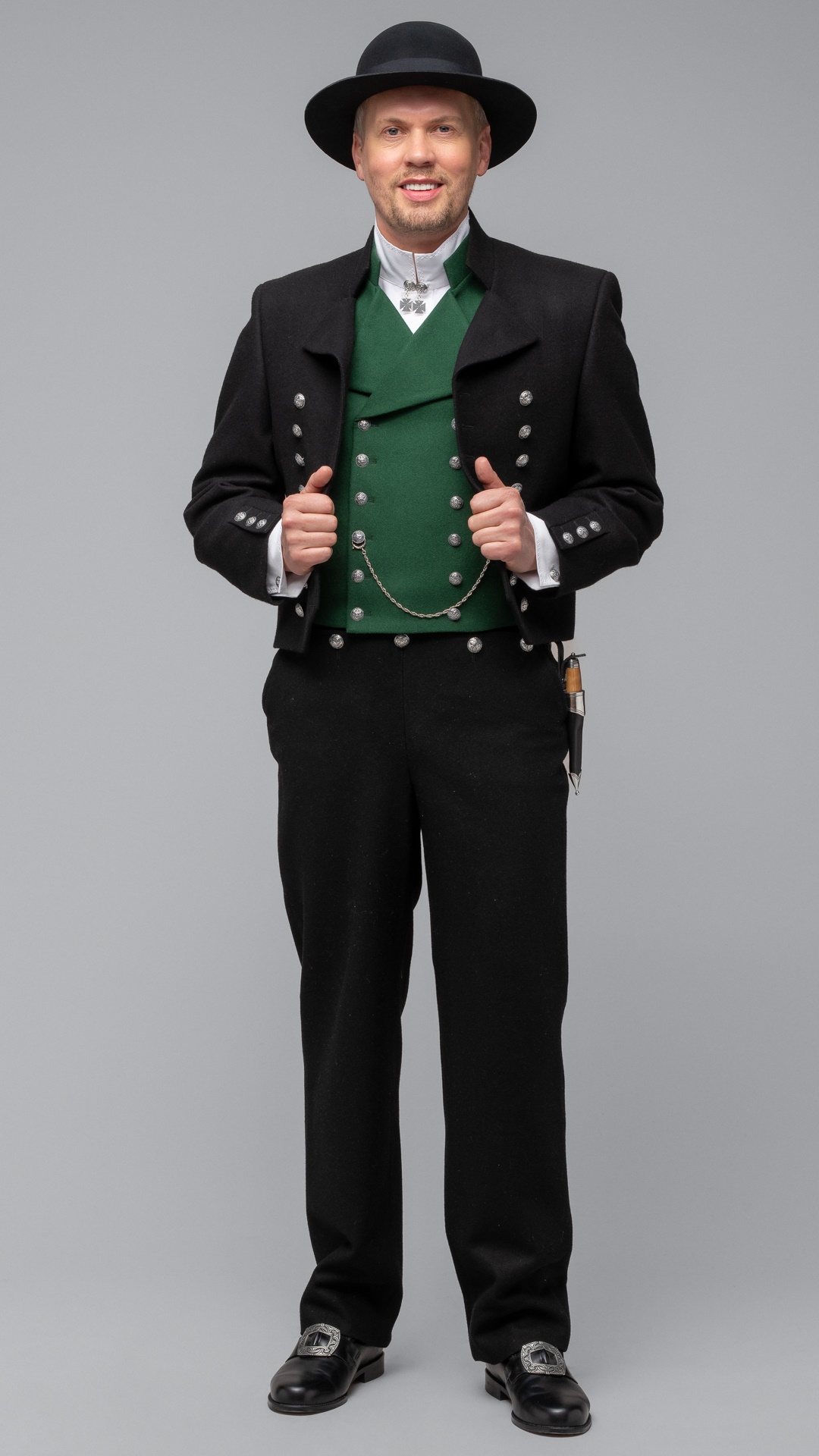 Vestfoldbunad herre, modell Borre - Norsk Flid nettbutikk og bunader